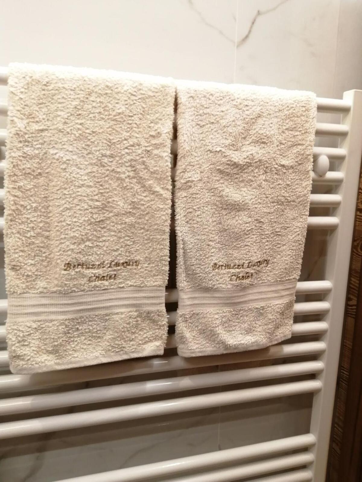 Bertuzzi Luxury Chalet 阿帕里卡 外观 照片